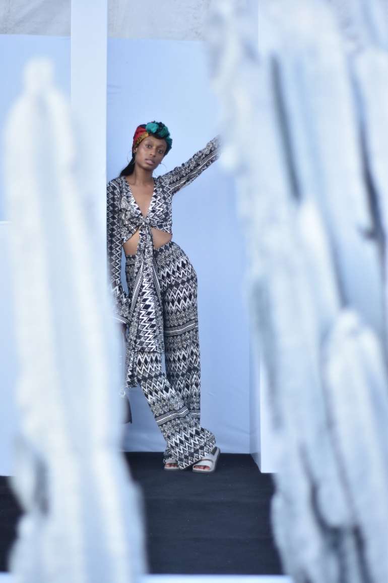 10262018115716 fashion 3