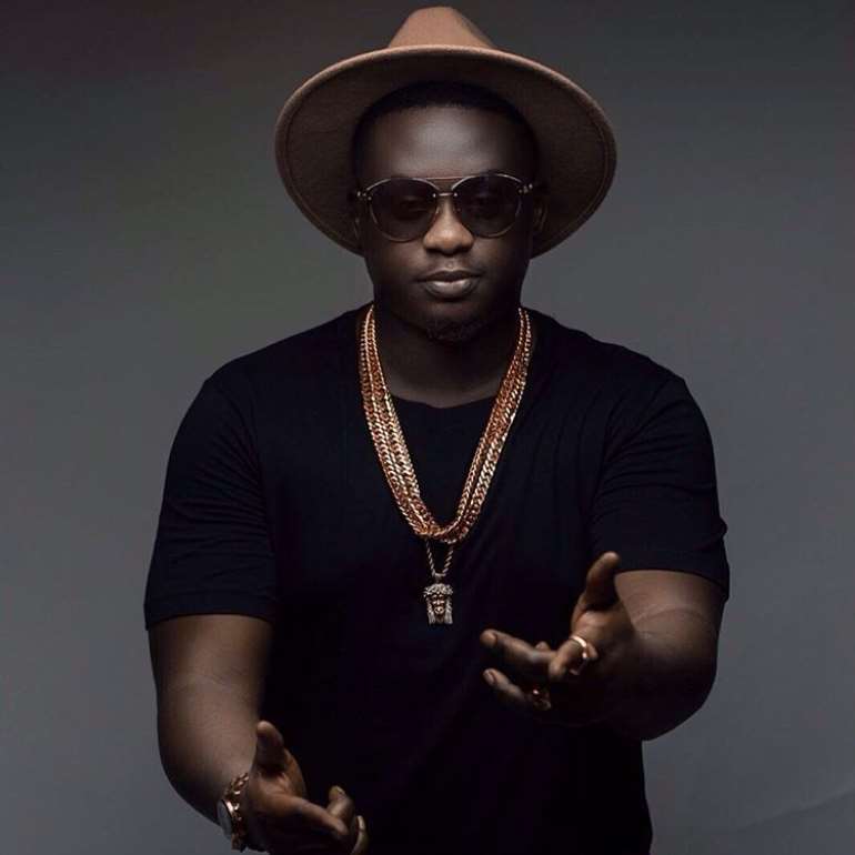 121201913713 wande coal cardi b