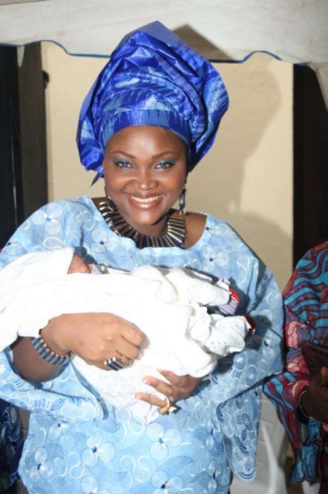 Mercy Aigbe and her baby