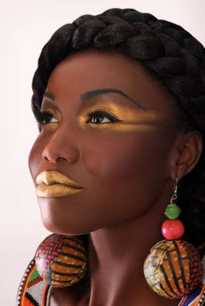 Экзотические глаза. Макияж в африканском стиле. Макияж на африканскую вечеринку. Макияж в африканском стиле на белой девушке. Африканские модели.