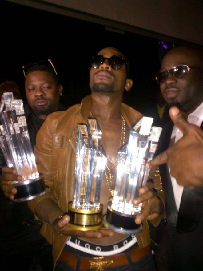 D’Banj with his plaques