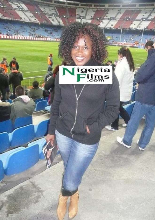 <b> CANDID PHOTO OF THE ACTRESS WHEN THE GOING WAS GOOD WITH IKECHUKWU UCHE AT REAL ZARAGOZA SPAIN</b>