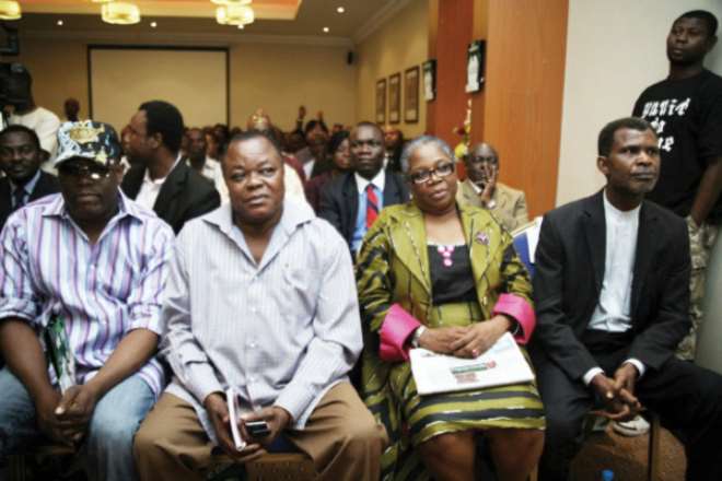 Kenny Ogungbe, Dele Abiodun, Onyeka Onwenu, Laolu Akins, Efe Omorogbe, Ope Banwo, Tokunbo Ojekunle. Photo: COURTESY COSON 