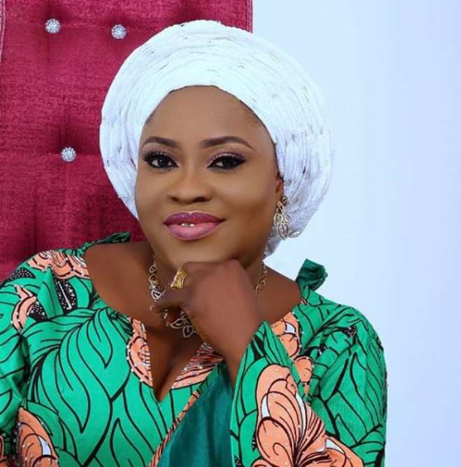 Actress, Oluwakemi Ogunbiyi Celebrates 365 days with Stunning Photos